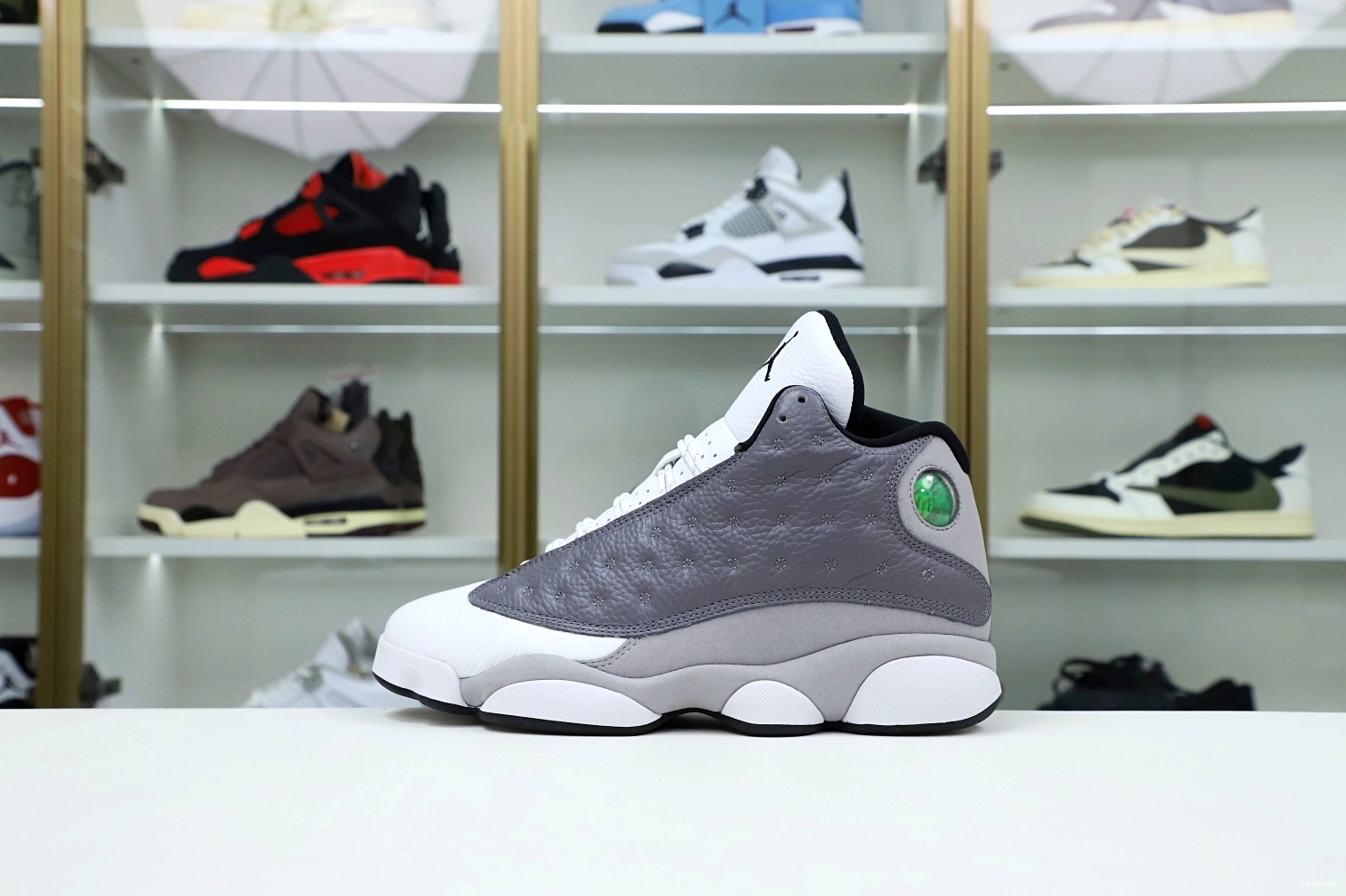 'ATMOSPHERE 13 AIR GREY' RETRO JORDAN -414571-016 1227